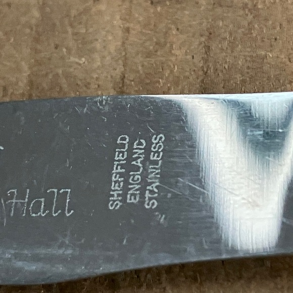 Haddon Hall Sheffield England  Cream Handled Knife - Picture 3 of 16